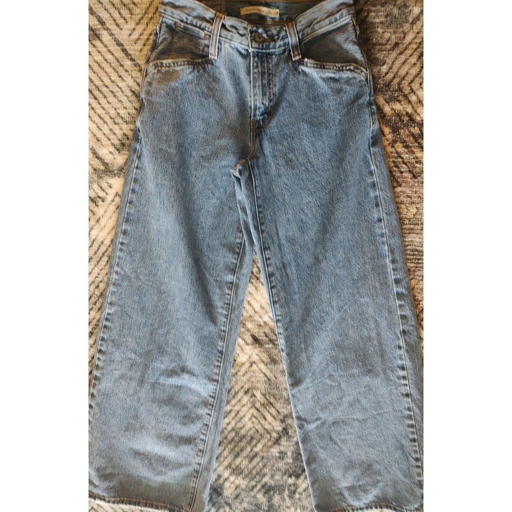 Levi's Women's '94 Baggy Wide Leg Jeans Size 24x30 Light Wash Distressed